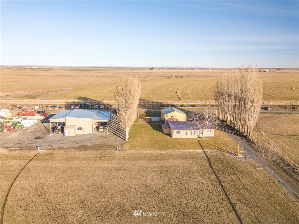 16388 Rd I Northeast Moses Lake, WA 98837 - Photo 2 of 39 Gallery Image 2