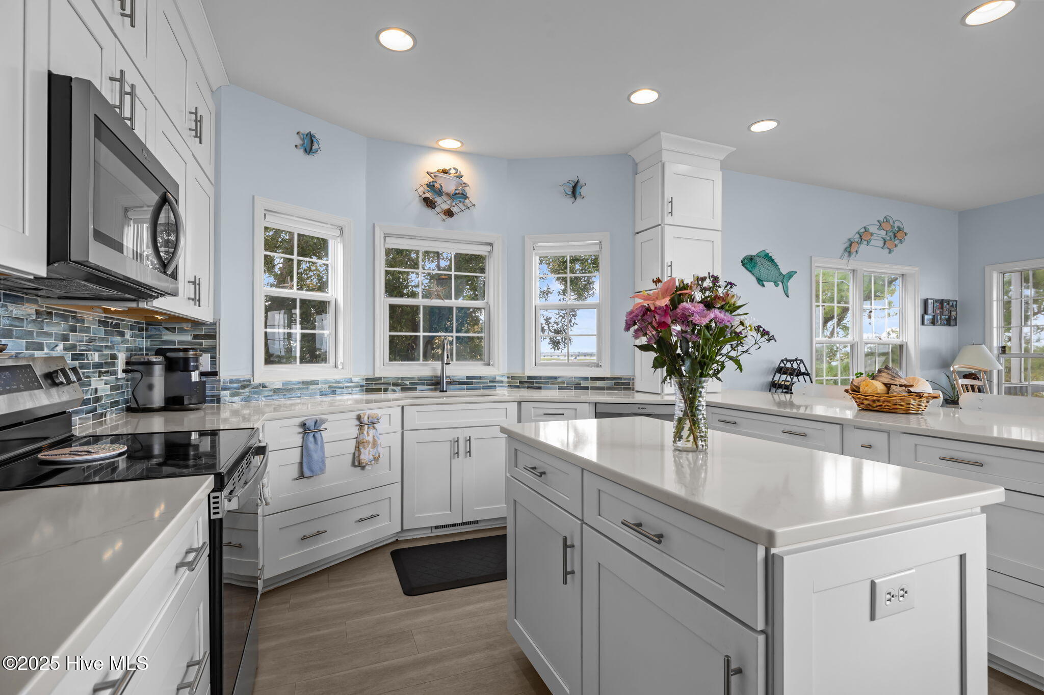 8722 Emerald Plantation Road Emerald Isle, NC 28594 - Photo 17 of 74 24-web-or-mls-1S3A2303