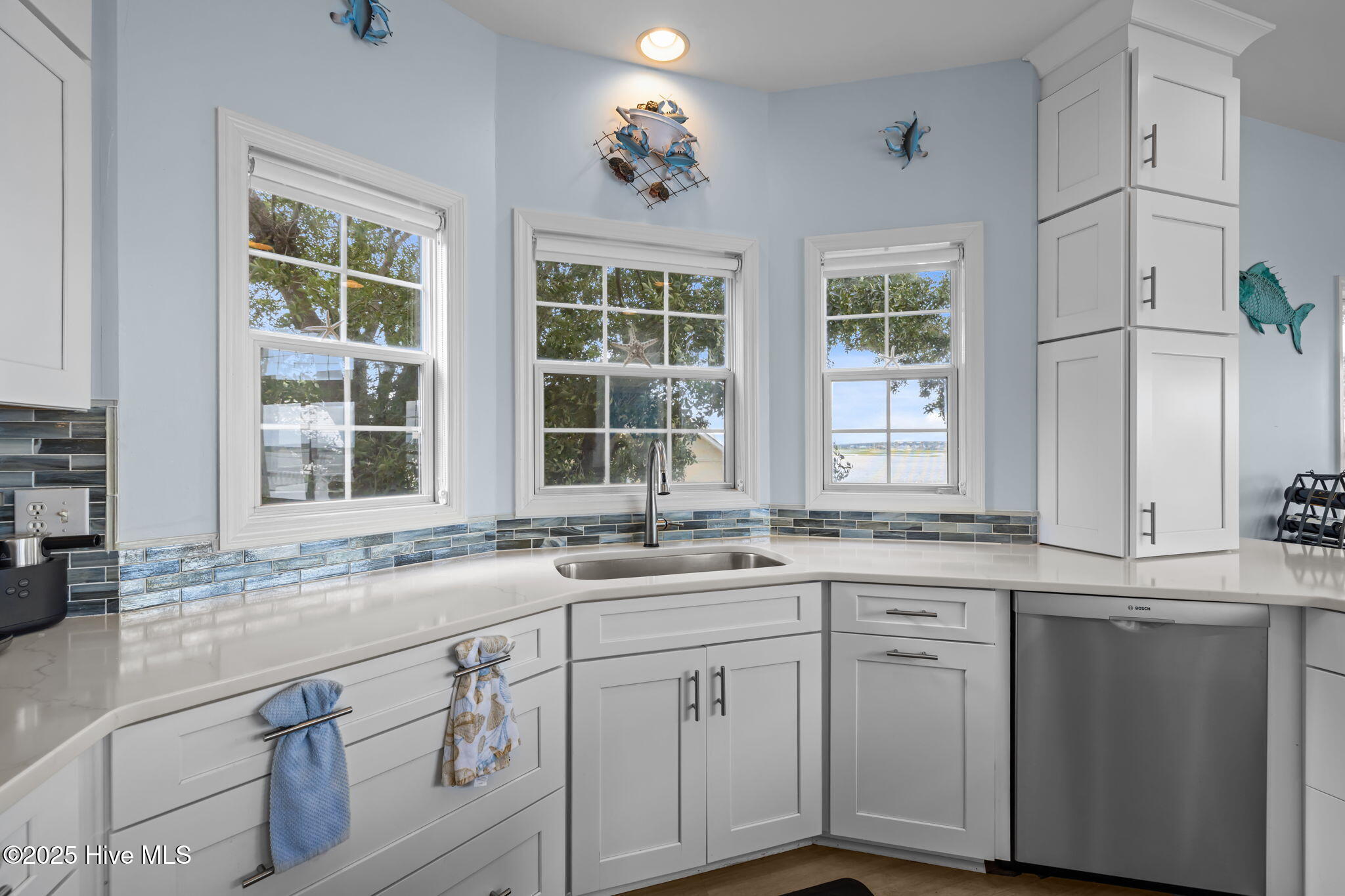 8722 Emerald Plantation Road Emerald Isle, NC 28594 - Photo 19 of 74 26-web-or-mls-1S3A2333