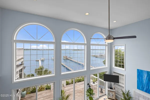 $2,215,000 | 8722 Emerald Plantation Road, Emerald Isle, NC 28594