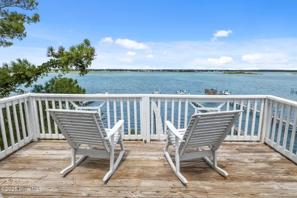 $2,215,000 | 8722 Emerald Plantation Road, Emerald Isle, NC 28594