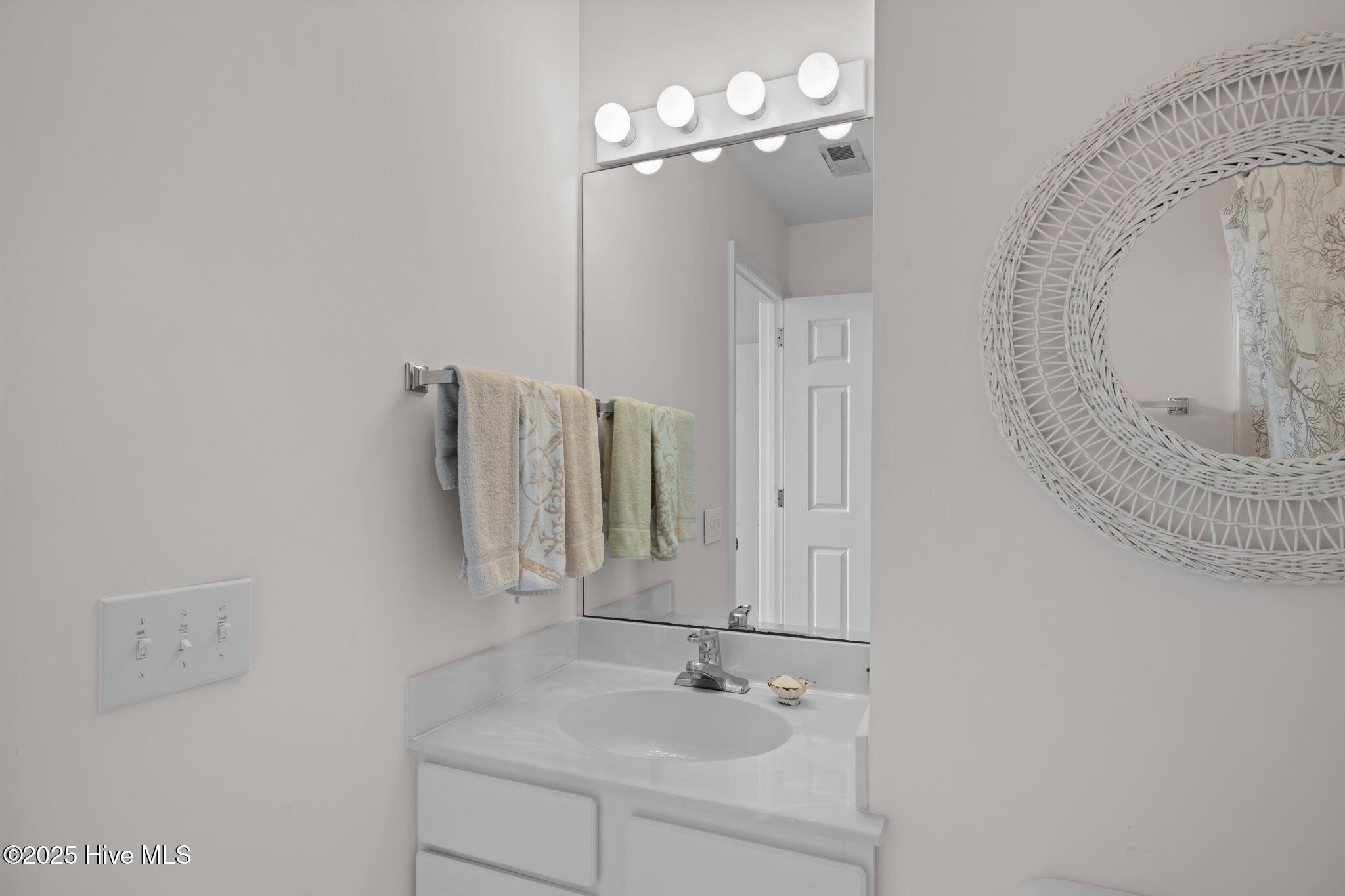 8722 Emerald Plantation Road Emerald Isle, NC 28594 - Photo 45 of 74 35-web-or-mls-1S3A2414