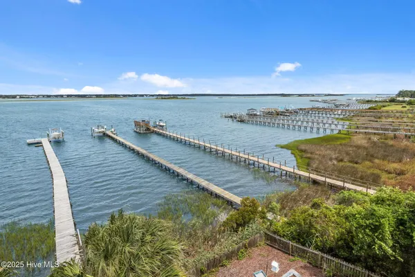 $2,215,000 | 8722 Emerald Plantation Road, Emerald Isle, NC 28594