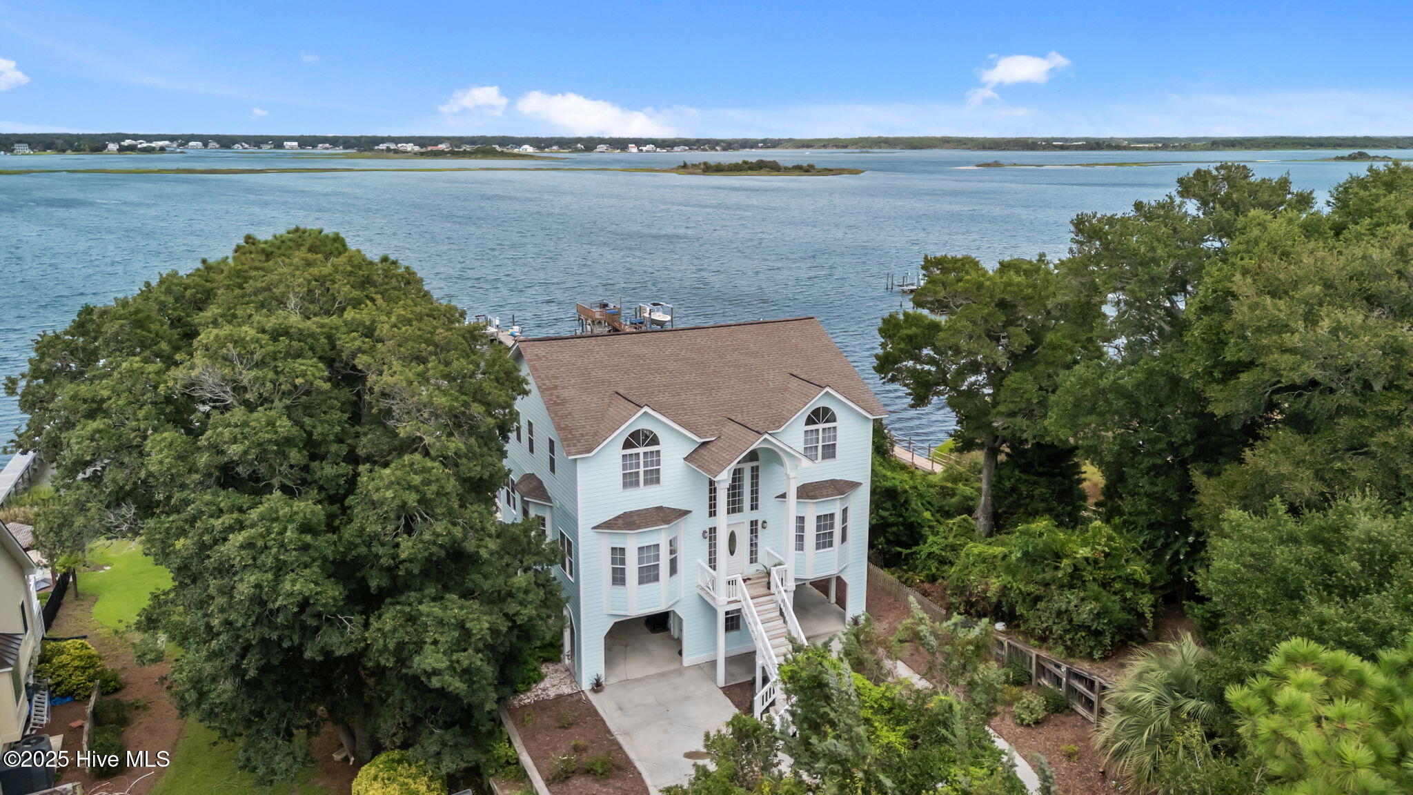 8722 Emerald Plantation Road Emerald Isle, NC 28594 - Photo 7 of 74 64-web-or-mls-64-print-DJI_2025082113520