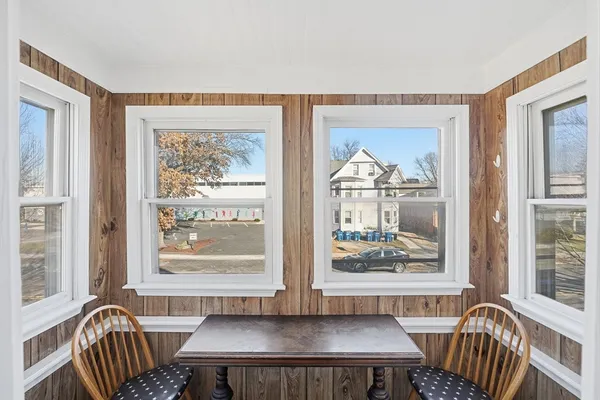 $1,450 | 658 Main Street, Unit 2, West Springfield, MA 01089