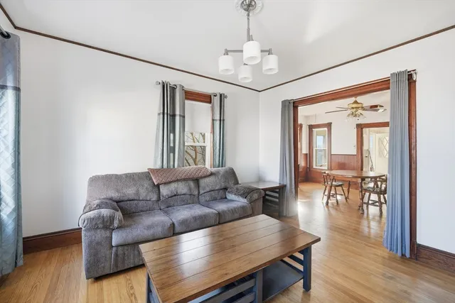 $1,550 | 658 Main Street, Unit 2, West Springfield, MA 01089