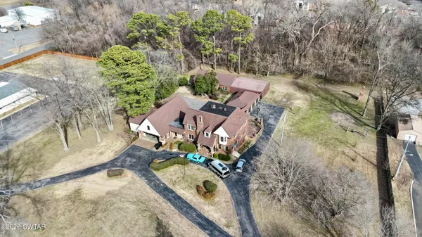 $1,300,000 | 1970 Parr Avenue, Dyersburg, TN 38024
