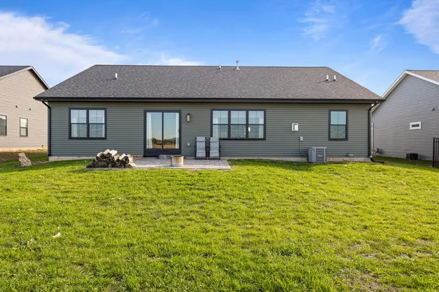 $389,900 | 3501 Melissa Lane, Urbana, IL 61802