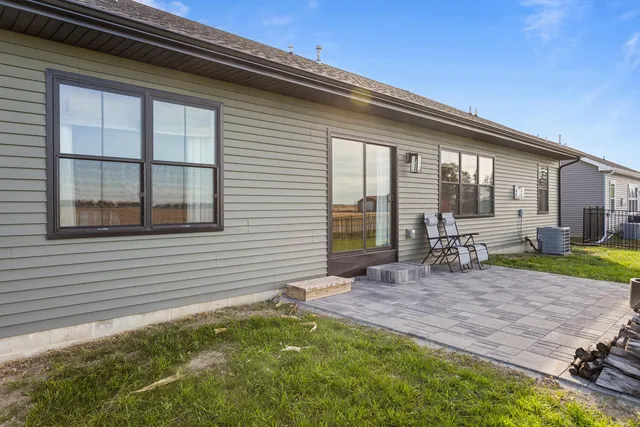 $389,900 | 3501 Melissa Lane, Urbana, IL 61802