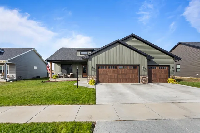 $389,900 | 3501 Melissa Lane, Urbana, IL 61802