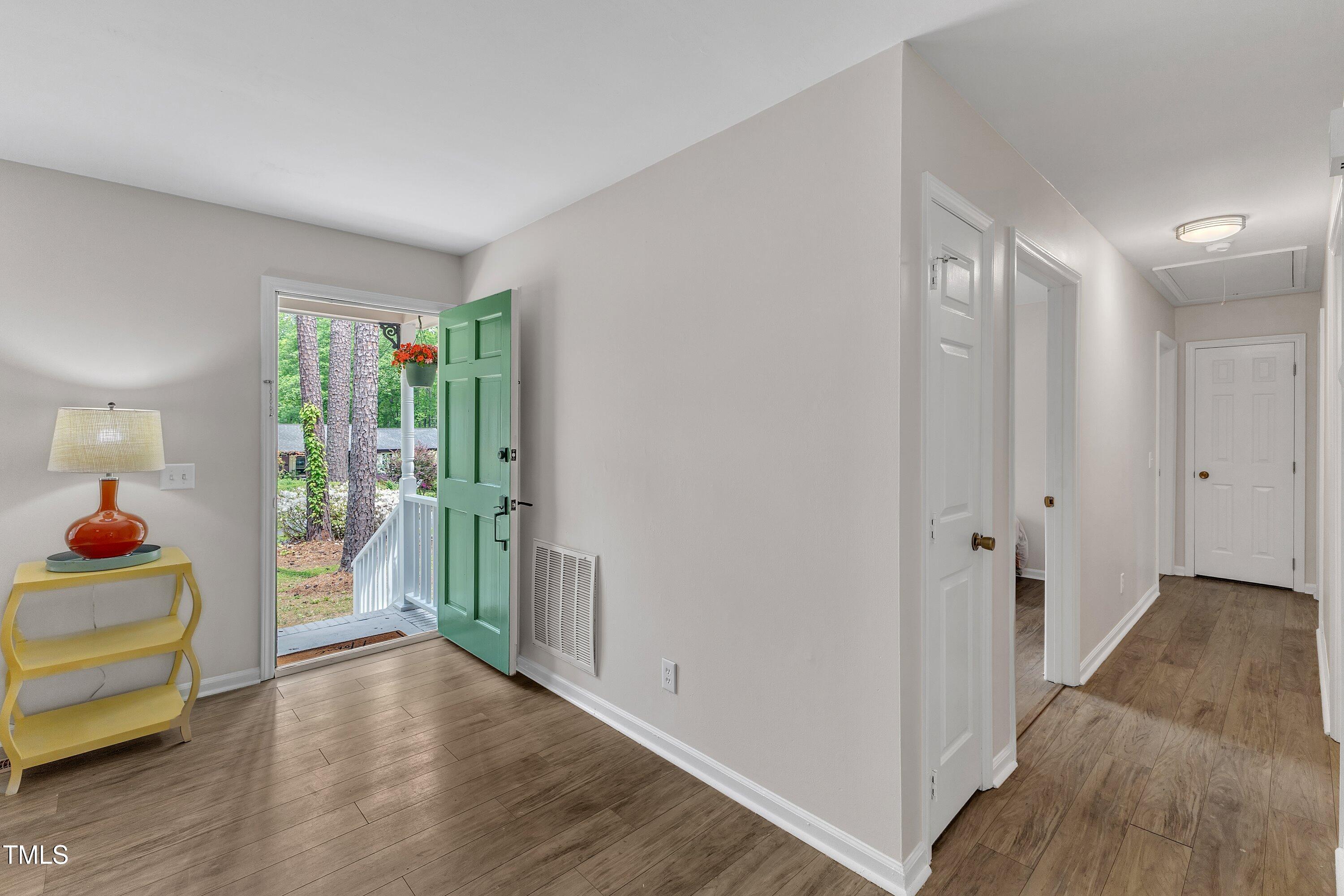 11-1703 Cranston Rd-19