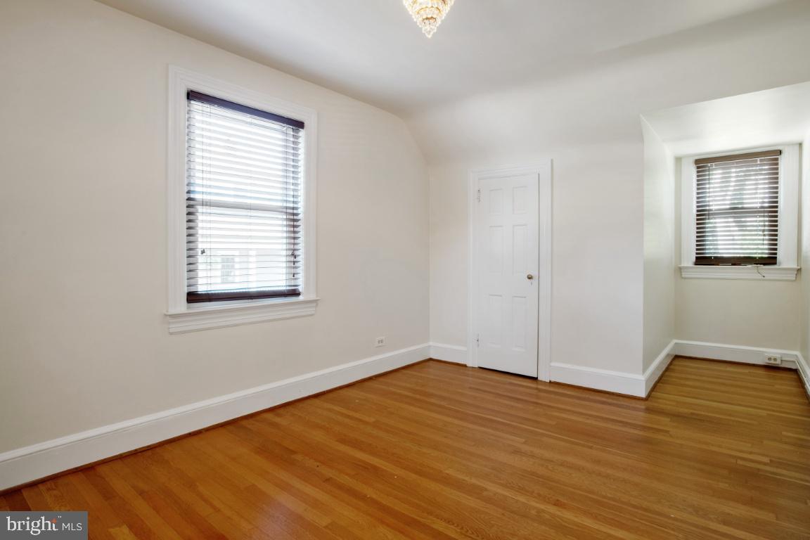 1136 South Blue Ridge Avenue Culpeper, VA 22701 - Photo 23 of 38 Bedroom 3