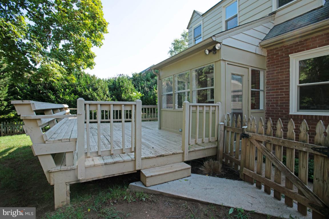 1136 South Blue Ridge Avenue Culpeper, VA 22701 - Photo 34 of 38 Deck and mud room