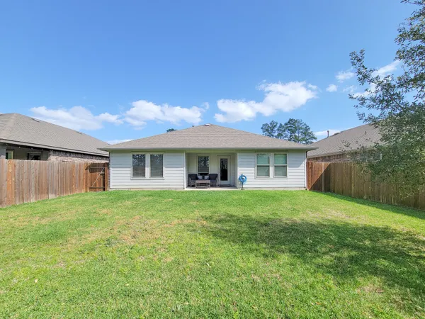 $2,150 | 2326 Strong Horse Drive, Conroe, TX 77301