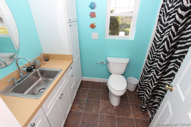1673 Locust Grove Road Topping, VA 23169 - Photo 40 of 46 Gallery Image 40