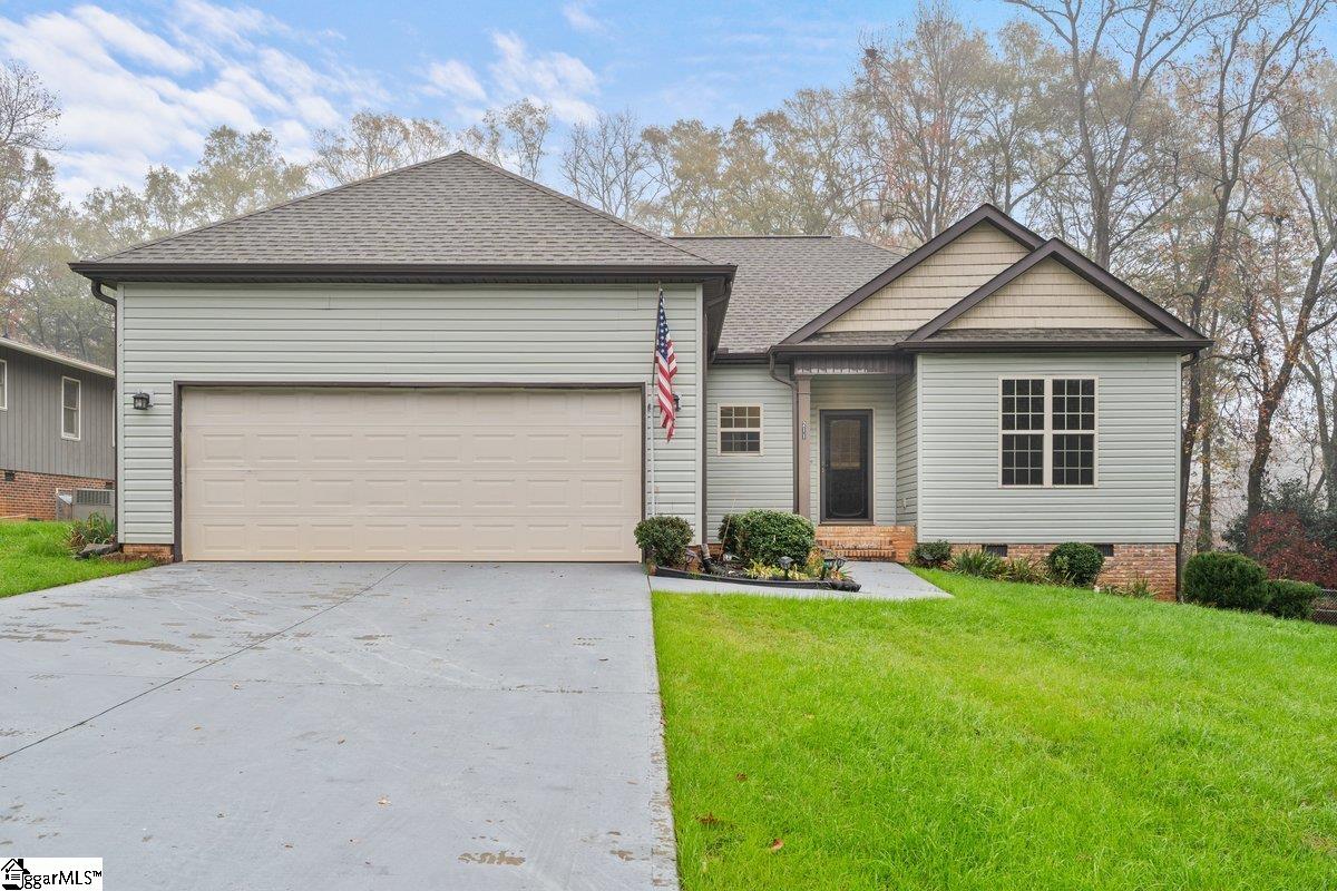 211 Tollgate Road Simpsonville, SC 29681 - Photo 1 of 24 Gallery Image 1