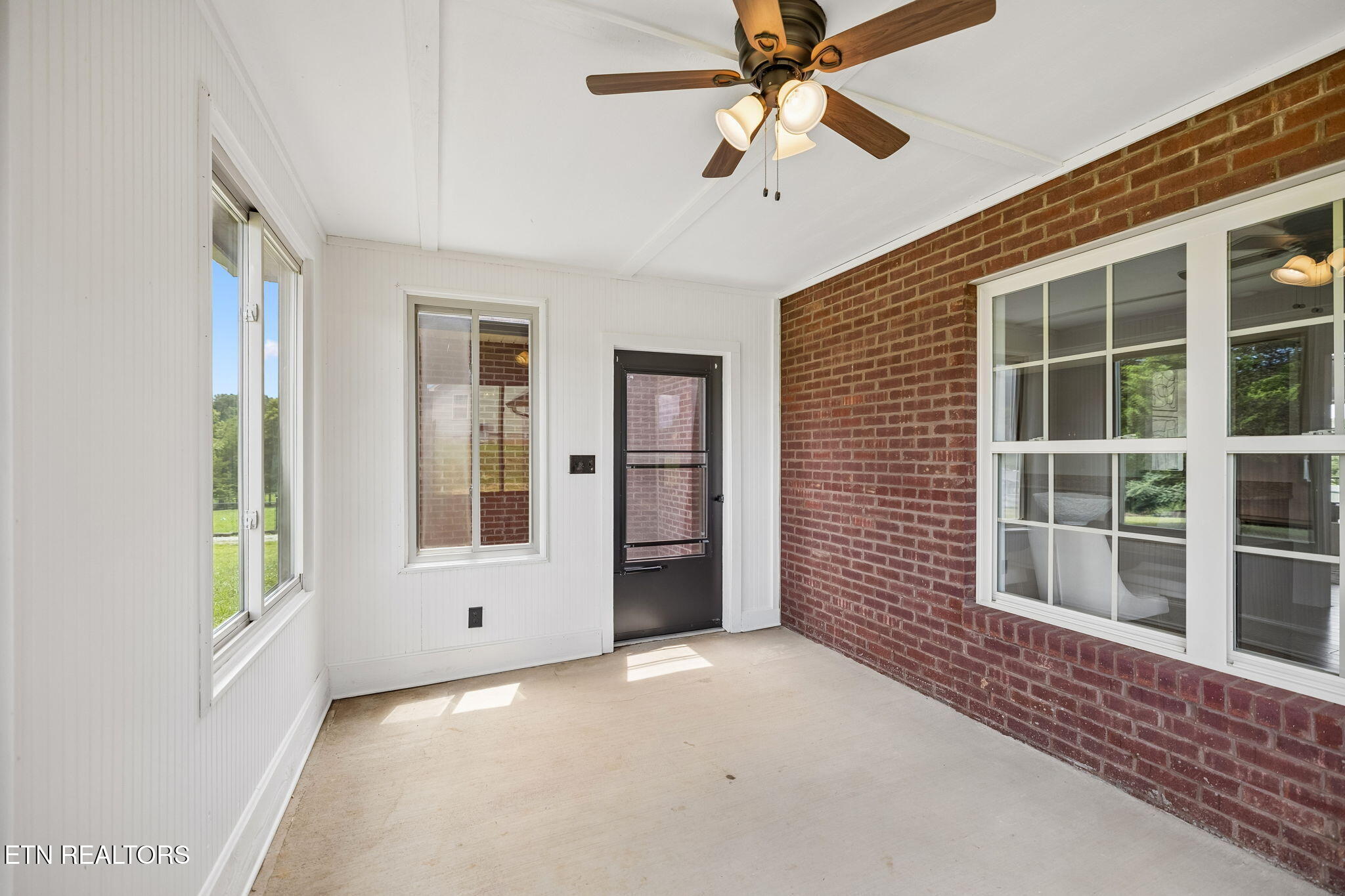 294 Vernie Lee Road Friendsville, TN 37737 - Photo 33 of 52 40-294 Vernie Lee Rd - 040
