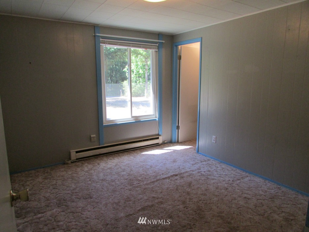211 Herrick Road Port Angeles, WA 98363 - Photo 14 of 23 Gallery Image 14