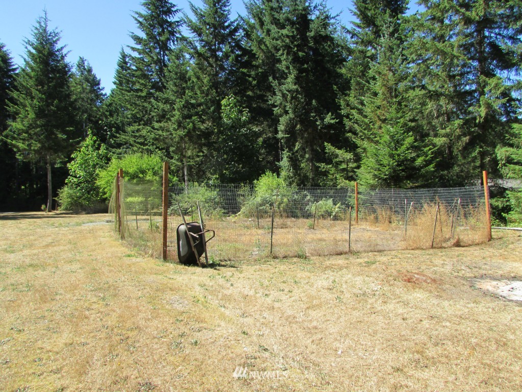 211 Herrick Road Port Angeles, WA 98363 - Photo 17 of 23 Gallery Image 17