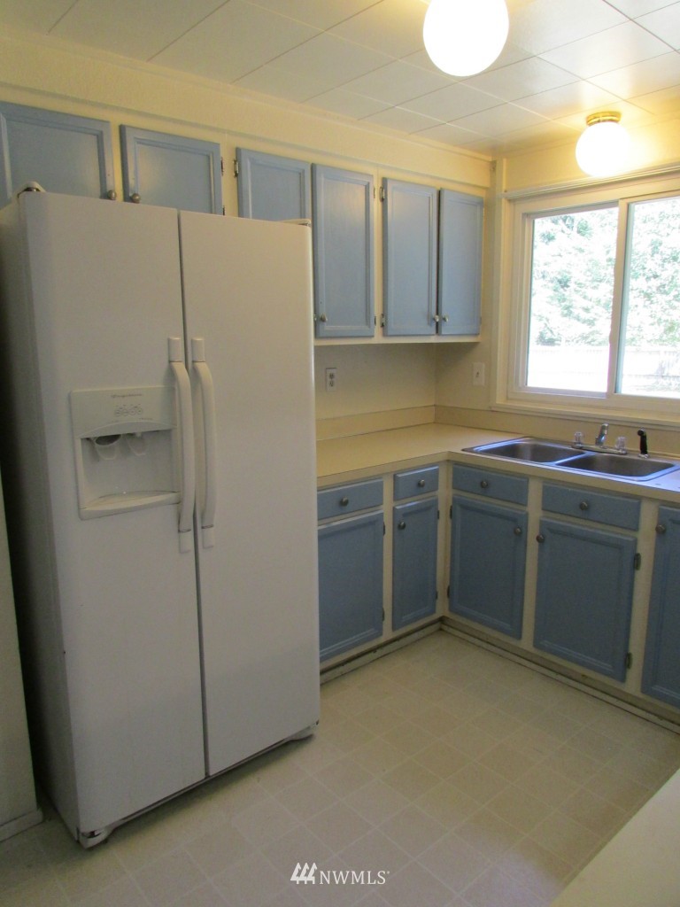 211 Herrick Road Port Angeles, WA 98363 - Photo 7 of 23 Gallery Image 7