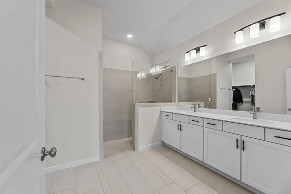 $2,350 | 17039 Luminous Lane, Hockley, TX 77447