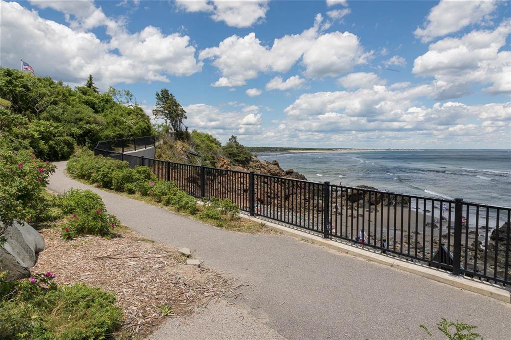 46 Frazier Pasture Road Ogunquit, ME 03907 - Photo 31 of 34 The home is just steps away from the...