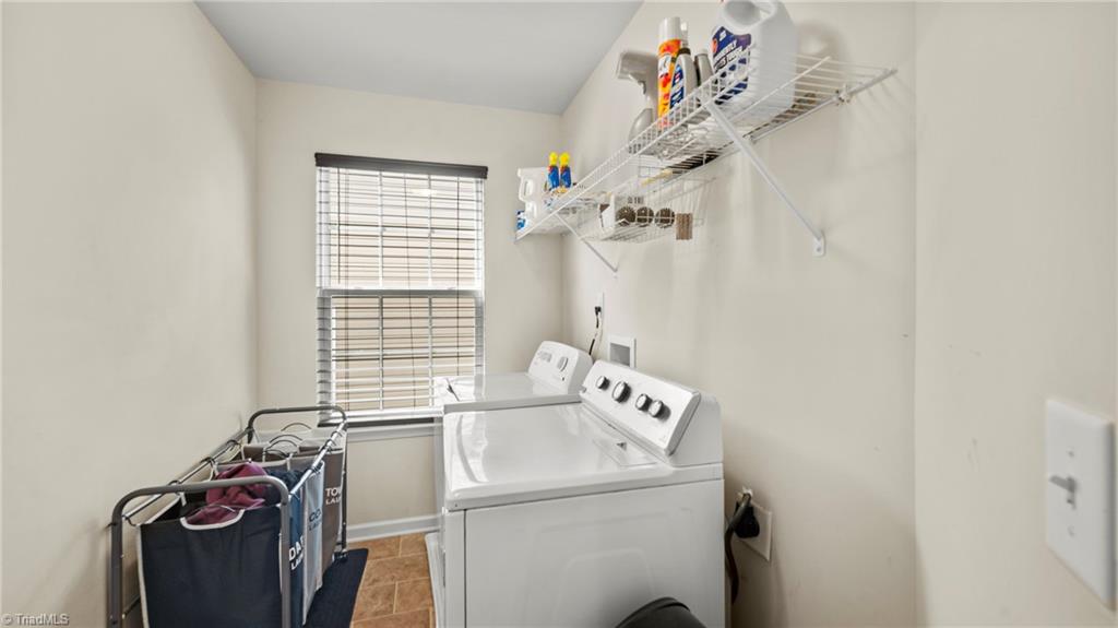 2050 Sinclair Trace Burlington, NC 27215 - Photo 12 of 16 Laundry room