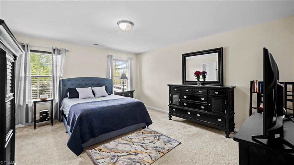 2050 Sinclair Trace Burlington, NC 27215 - Photo 13 of 16 Primary bedroom