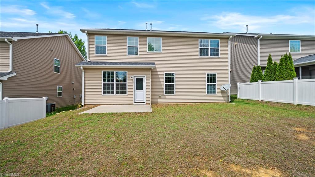 2050 Sinclair Trace Burlington, NC 27215 - Photo 16 of 16 Back of house
