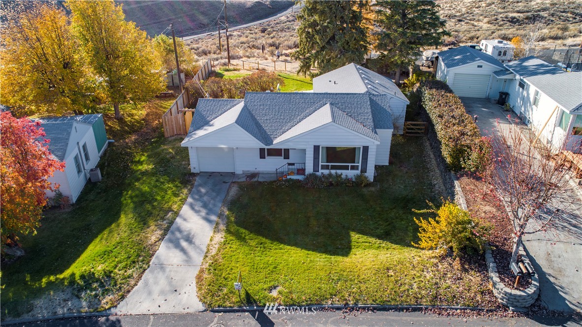 245 Statter Road Ephrata, WA 98823 - Photo 2 of 23