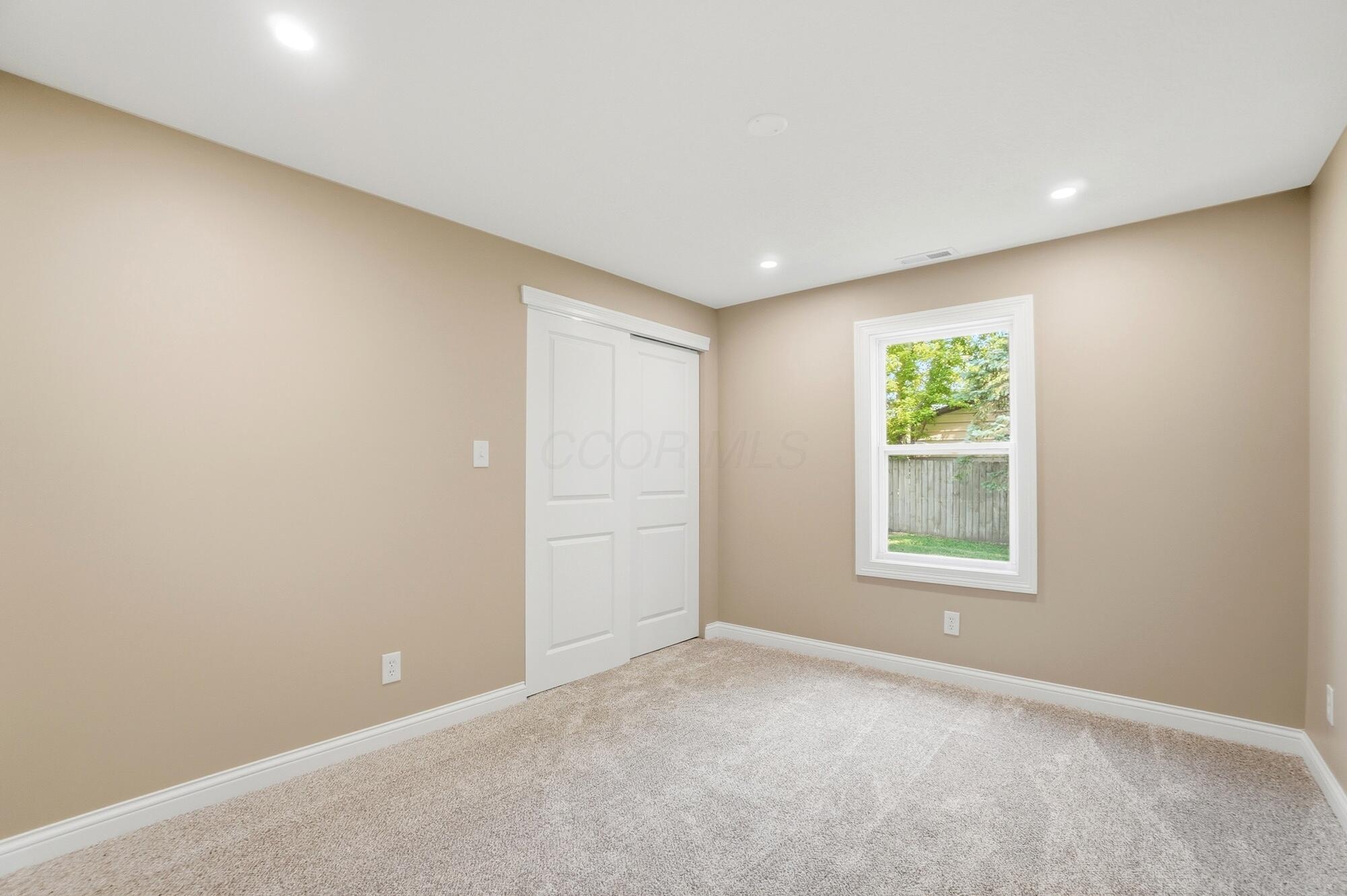 8385 Northeast Plain City-Georgesville Road, Unit R Plain City, OH 43064 - Photo 27 of 59 bed2