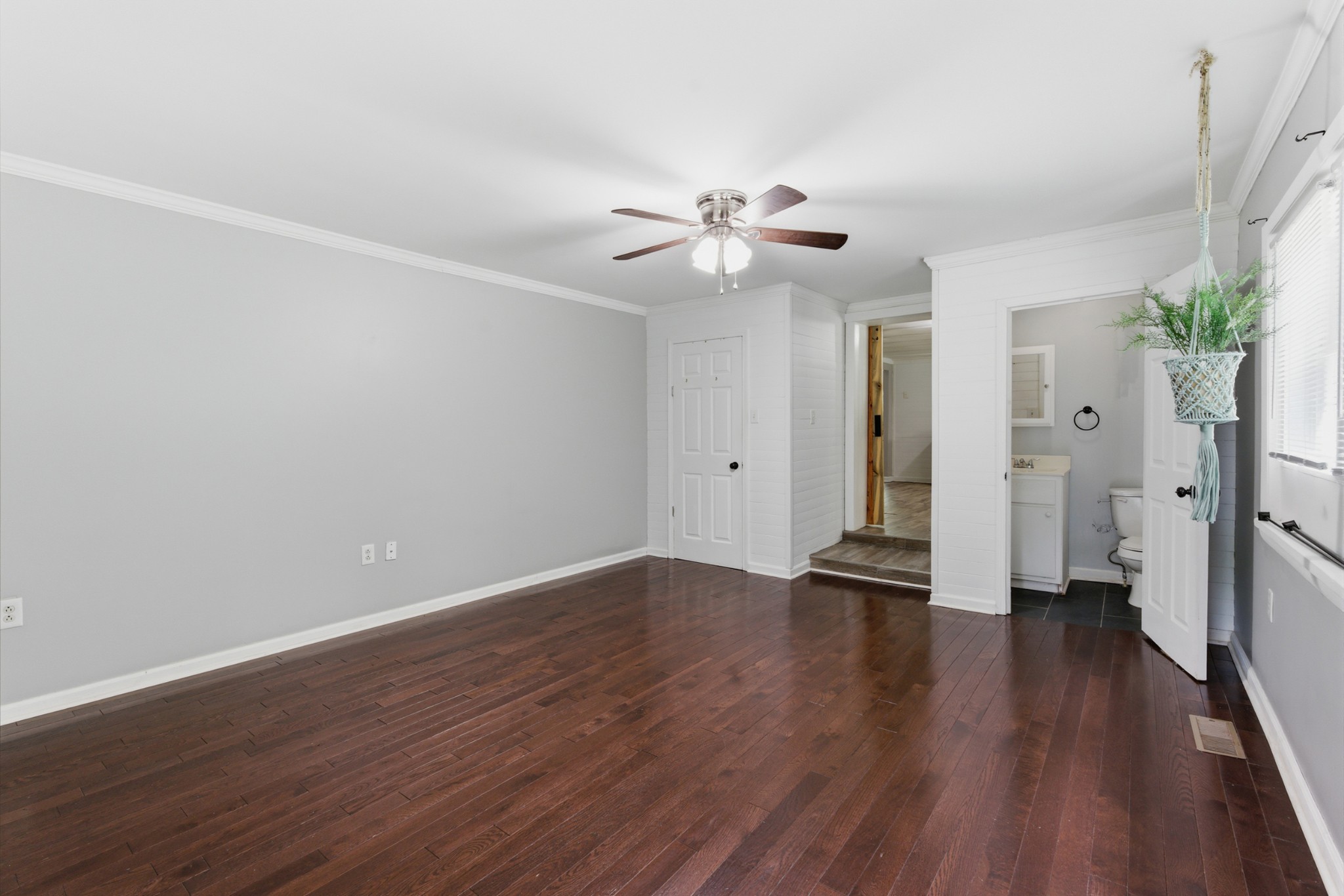 8836 West Sheepneck Road Mount Pleasant, TN 38474 - Photo 17 of 39
