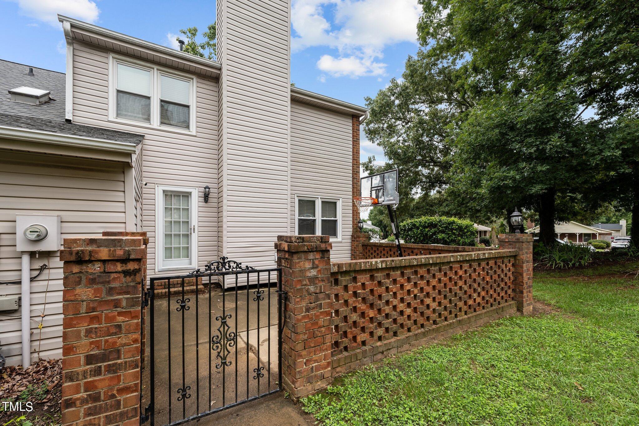 2202 Huntington Road, Unit D1 Burlington, NC 27215 - Photo 16 of 18 6-web-or-mls-_1064700