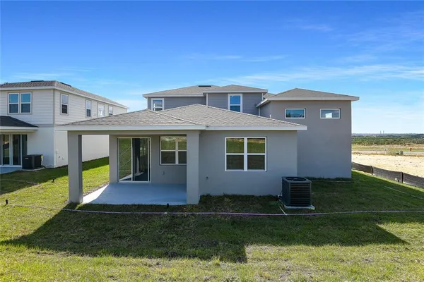 $422,950 | 1253 Daisy Hill Avenue, Dundee, FL 33838