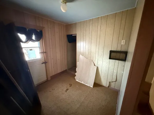 $68,000 | 144 South Grand Avenue, Embarrass, WI 54933