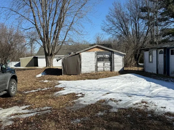 $68,000 | 144 South Grand Avenue, Embarrass, WI 54933