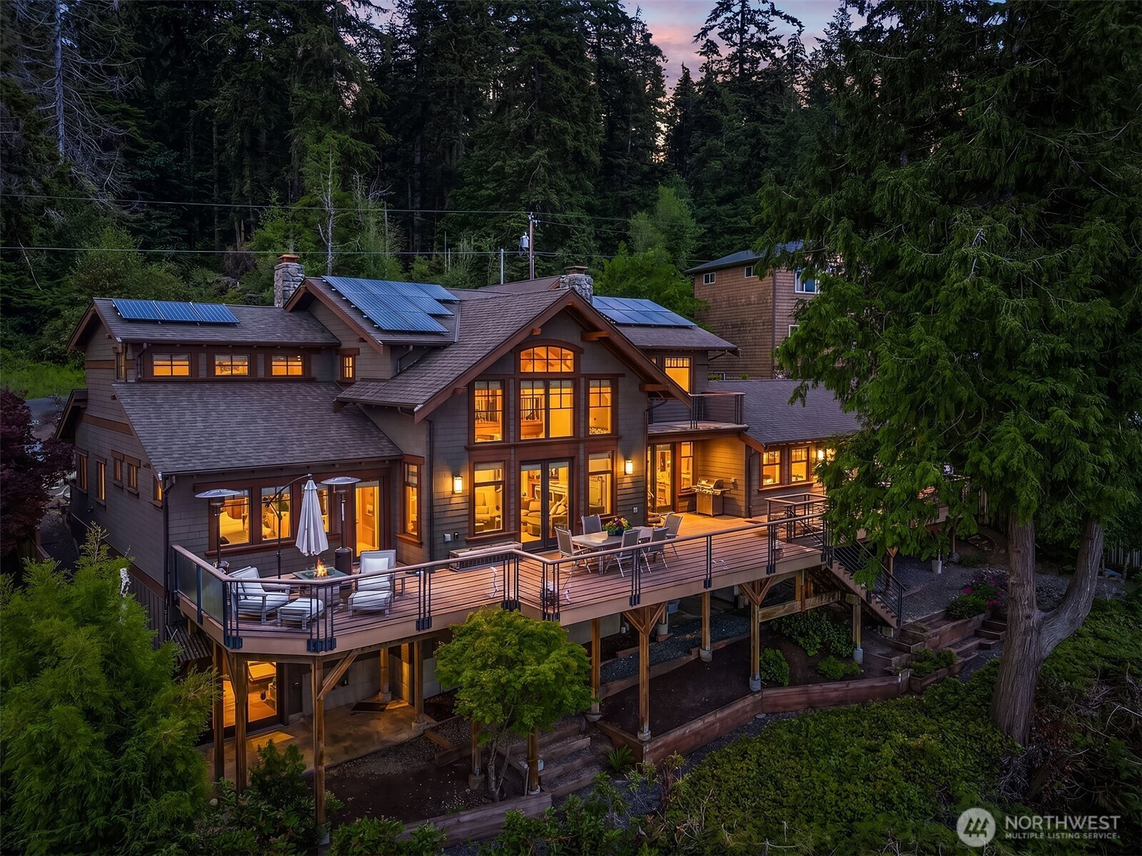 4174 Beach Drive Freeland, WA 98249 - Photo 2 of 38