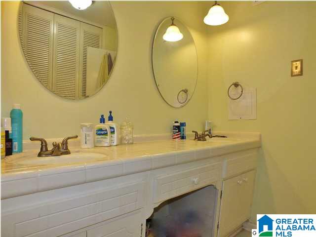 3640 Crestside Road Birmingham, AL 35223 - Photo 17 of 20