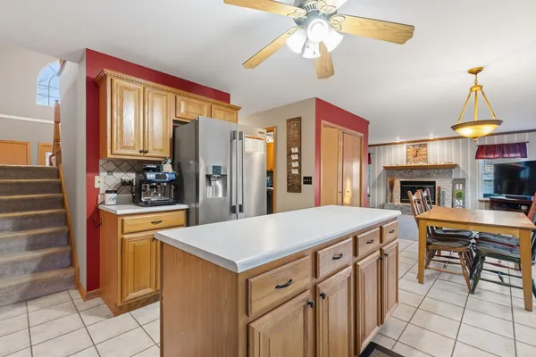 $450,000 | 1848 Maple Glen Drive, Plainfield, IL 60586