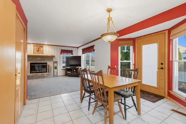 $450,000 | 1848 Maple Glen Drive, Plainfield, IL 60586