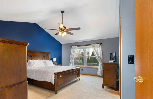 $450,000 | 1848 Maple Glen Drive, Plainfield, IL 60586