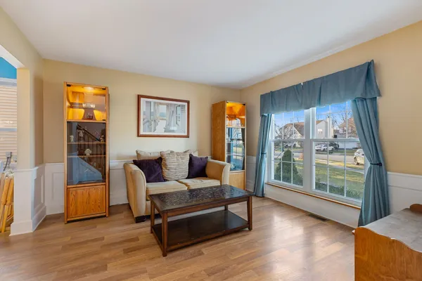 $450,000 | 1848 Maple Glen Drive, Plainfield, IL 60586