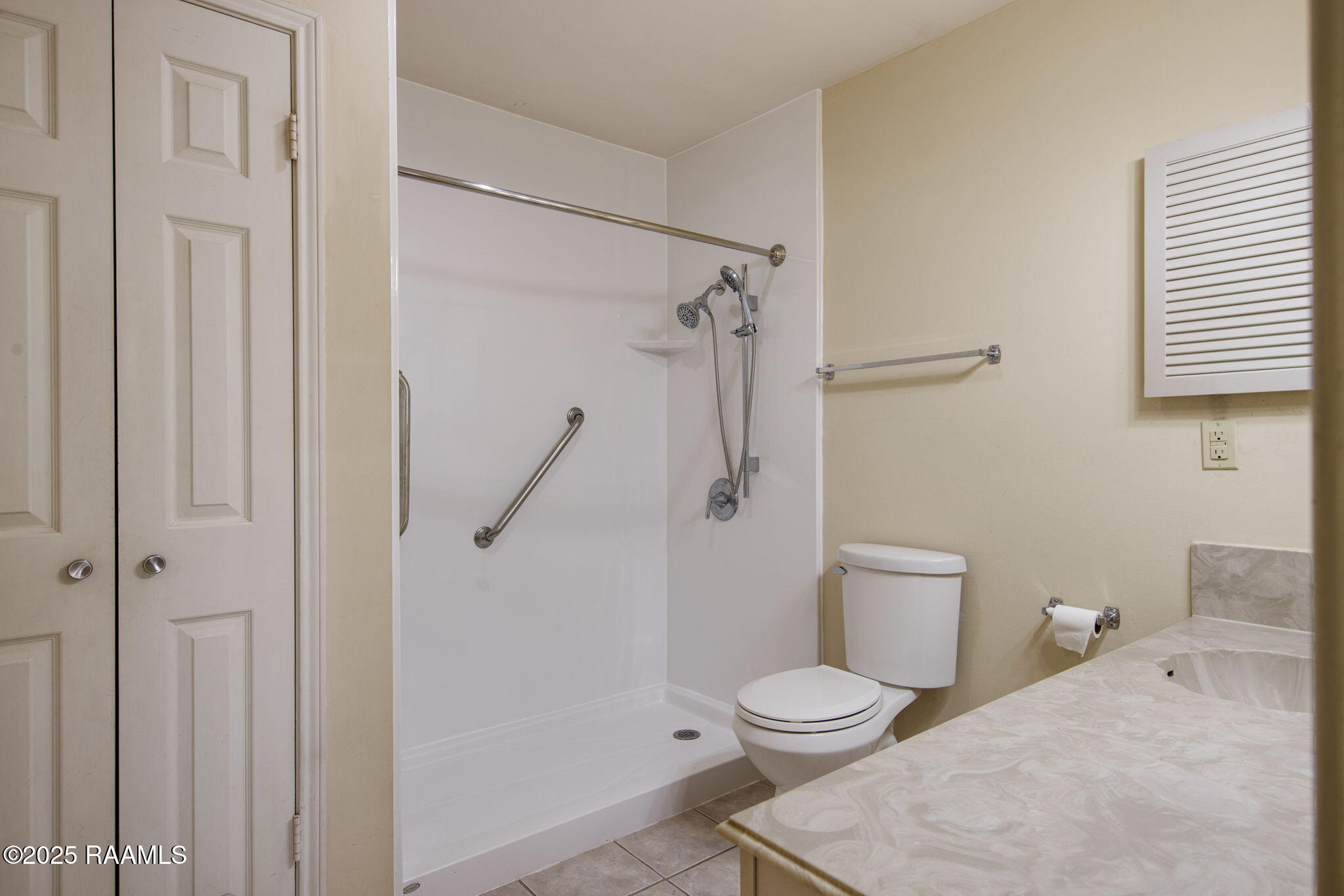 701 South College Road, Unit 118 Lafayette, LA 70503 - Photo 22 of 23 20-web-or-mls-701 S College 118-20