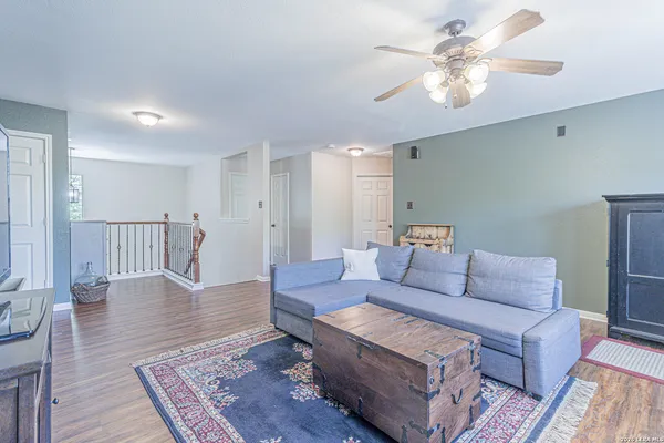 $2,900 | 8223 Sabinoso Drive, Helotes, TX 78023