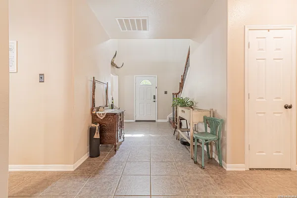 $2,900 | 8223 Sabinoso Drive, Helotes, TX 78023