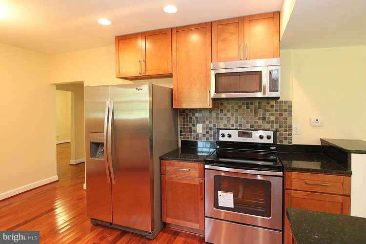 13600 Livingston Road Clinton, MD 20735 - Photo 17 of 30 Kitchen