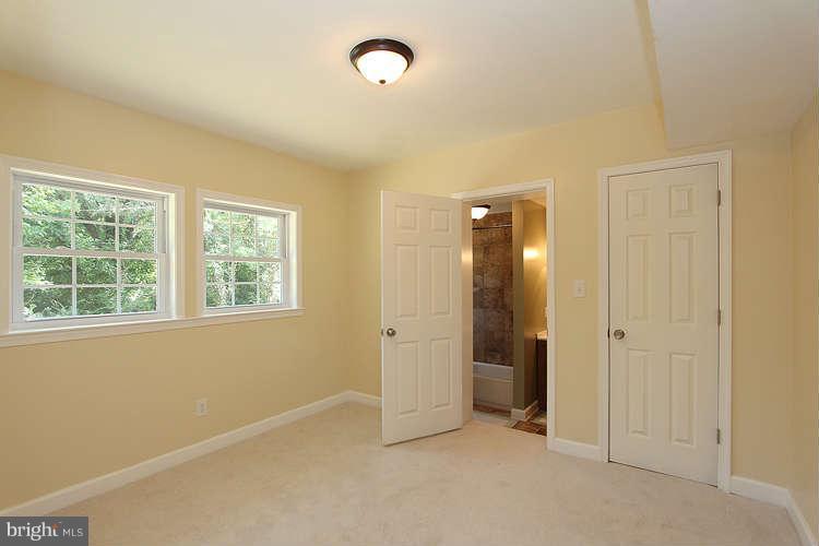 13600 Livingston Road Clinton, MD 20735 - Photo 19 of 30 Bedroom