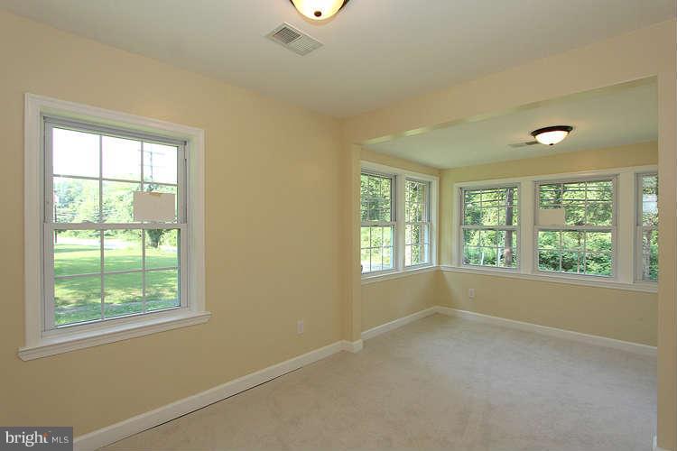 13600 Livingston Road Clinton, MD 20735 - Photo 7 of 30 Bedroom Master