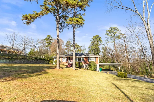 $239,900 | 3905 Howard Avenue, Chattanooga, TN 37411