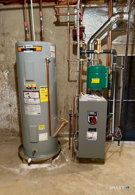 94 Colin Drive Torrington, CT 06790 - Photo 28 of 30